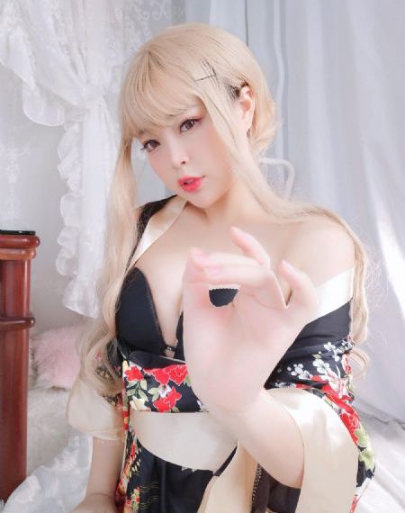 局内人们
