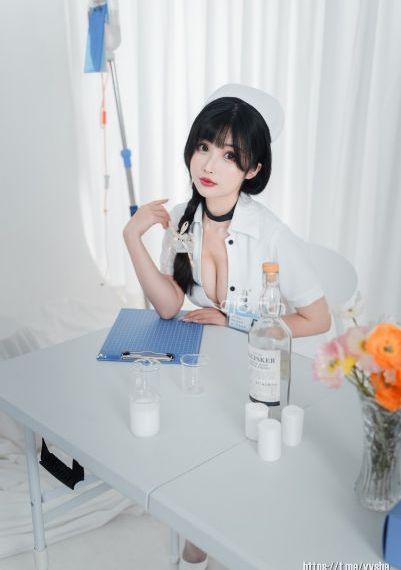 《穹顶之下》