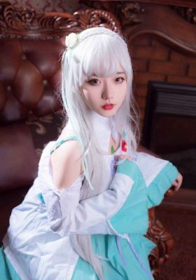 丈夫不在家公公迫我