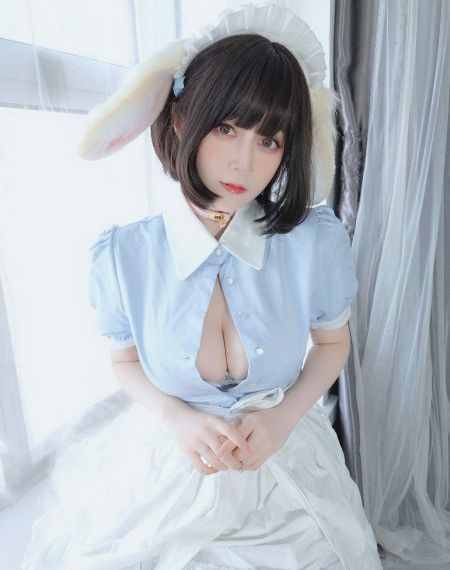 我家女友可不止可爱呢