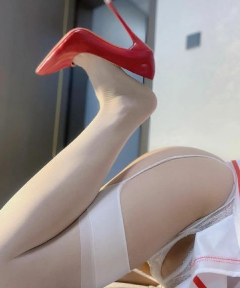 男女打扑克免费看