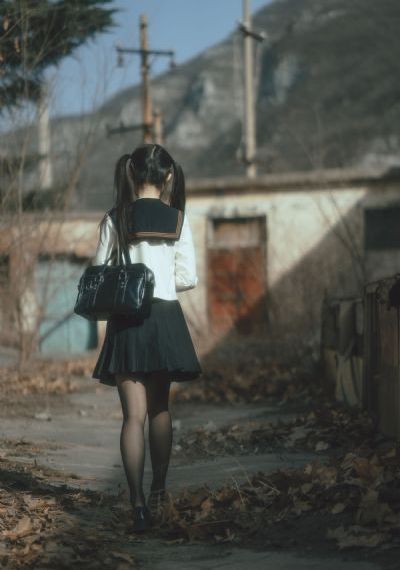 年轻的女医生在线观看