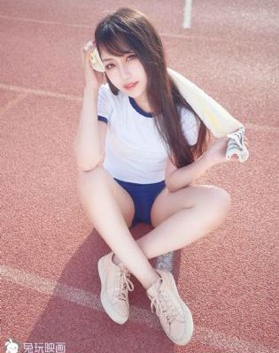 我的亲女让我进去了视频