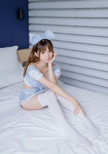 《暖春》